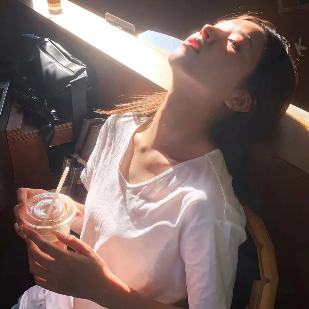 翻叮一族粤语